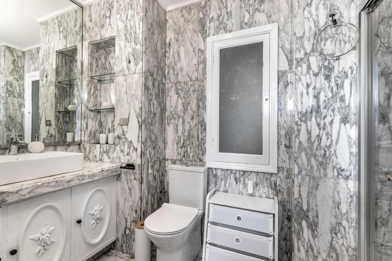 Elegancia Con Diseno Clasico Бильбао